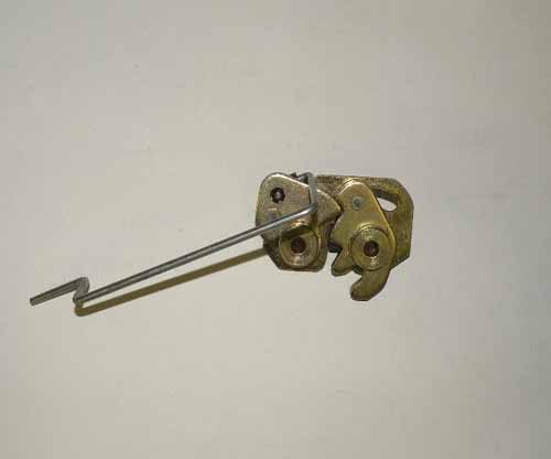 SEAT SQUAB CATCH RHR P38 NRR    AWR1164