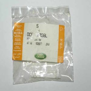 RETAINING CLIP WINDSCREEN RANGE ROVER 3 P38 DCE10038L