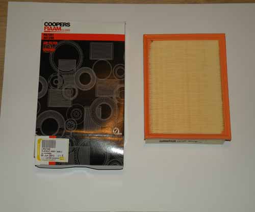 FILTER AIR D2 & DEF TD5 LR027408G