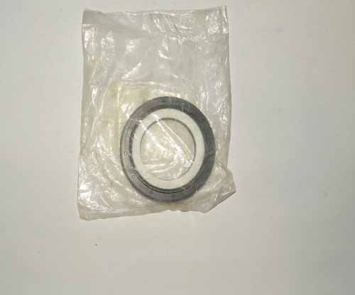 DIFF DRIVING PINION OIL SEAL G-CAT>7A           TBX000100