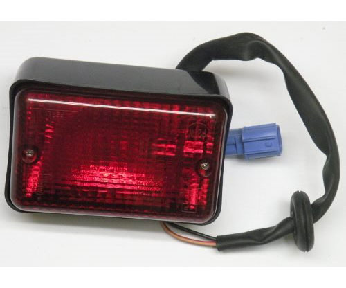 REAR FOG LAMP LATE SQUARE                   XFE100170