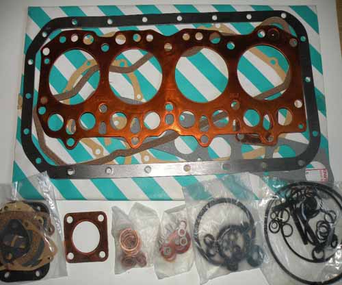 Gasket set (full engine set) 2.25L diesel with copper head gasket S111            525520