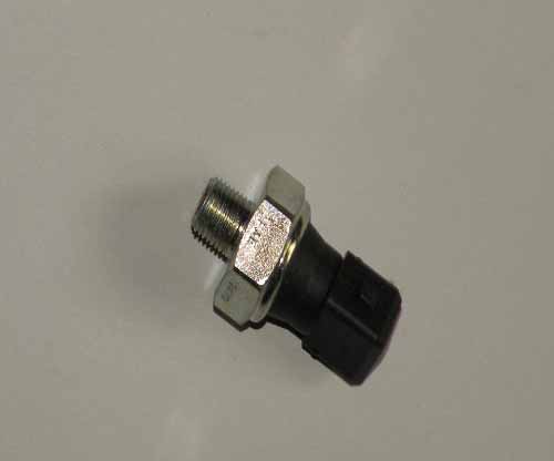 SWITCH-OIL PRESSURE TAPERED THREAD NUC10003