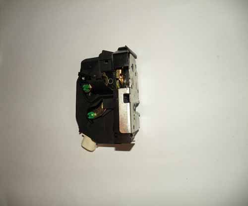 DOOR LATCH ASSY LEFT HAND REAR FREELANDER 1             ALR9787K