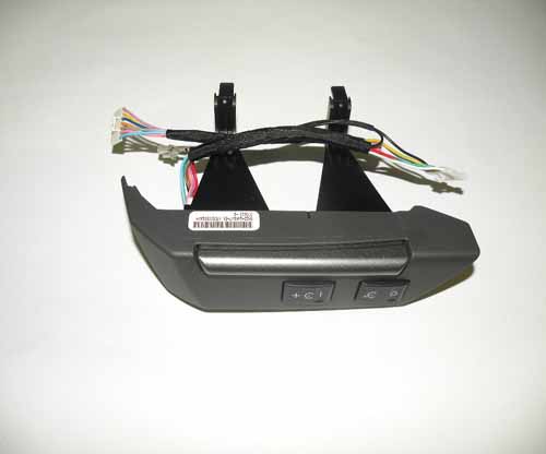 SWITCH LH STEERING WHEEL         XPD500591WVH