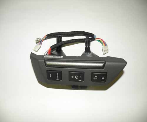 SWITCH ASSY – STEERING WHEEL           XPD500611WVH