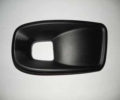 FRONT FOG LAMP COVER PANEL RH DISCOVERY 2           AWR4714