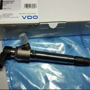 0NOZZLE AND HOLDER - FUEL INJECTOR 2.2L PUMA LR032067