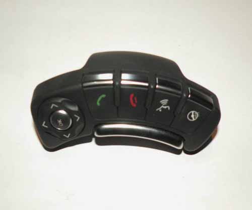 SWITCH – STEERING WHEEL RH G-CAT                LR029648