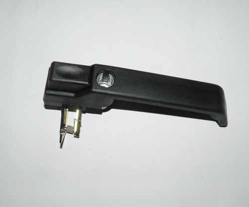 HANDLE DOOR OUTER LEFT HAND FRONT DEFENDER 87 MXC7651