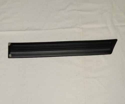 TOP TAILGATE FINISHER LH F/L                 AWR5061PMD