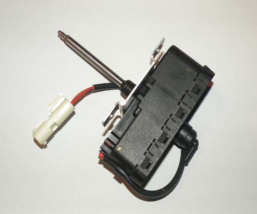 MOTOR AND BRACKET – WIPER RIGHT HAND XBS000020