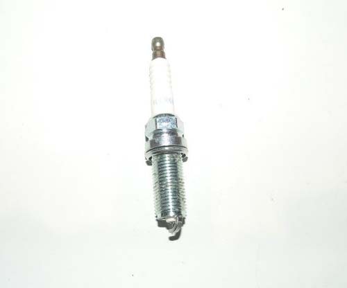 SPARK PLUG 3.2L FREELANDER 2 LR005483