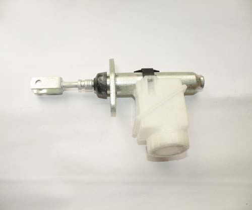 CLUTCH MASTER CYLINDER ASSY ANR2186