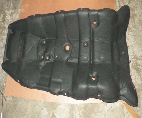 INSULATOR – FLOOR CENTRE ETR500170