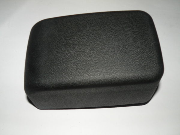 ARMREST - CONSOLE BLACK, FRONT, CENTRE CONSOLE FJT500010PUY
