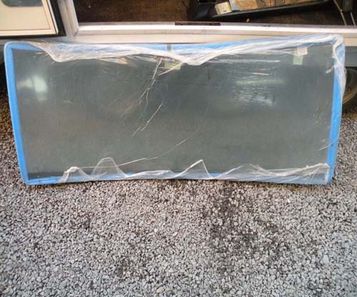 GLASS-LAMINATED-WINDSCREEN GREEN, ‘CLASSIC PART’ LESS HEATED WINDSCREEN MWC7895