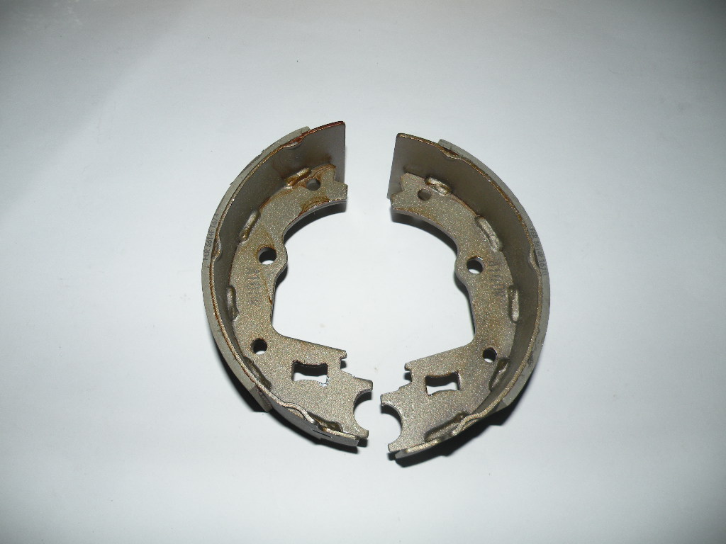 HANDBRAKE SHOES SERIES 111  109 V8 RRC STC2880