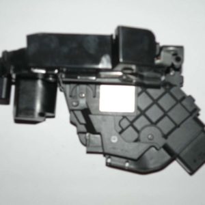 LATCH CENTRAL LOCKING POWER LOCK LATCH LH REAR DOOR LR077832