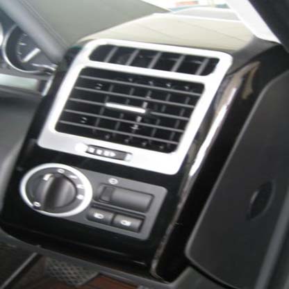 MOULDING – INSTRUMENT PANEL LR018539