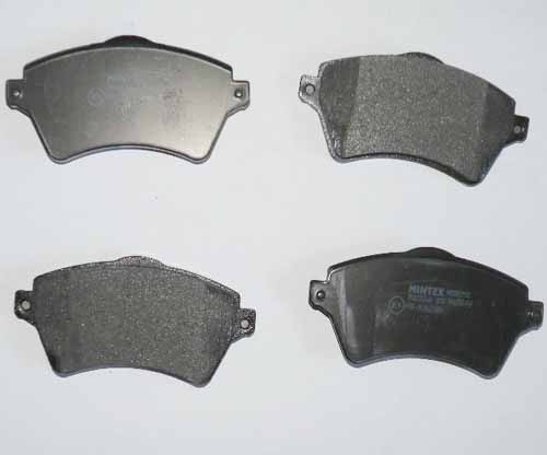 BRAKE PAD SET FRONT LR021899